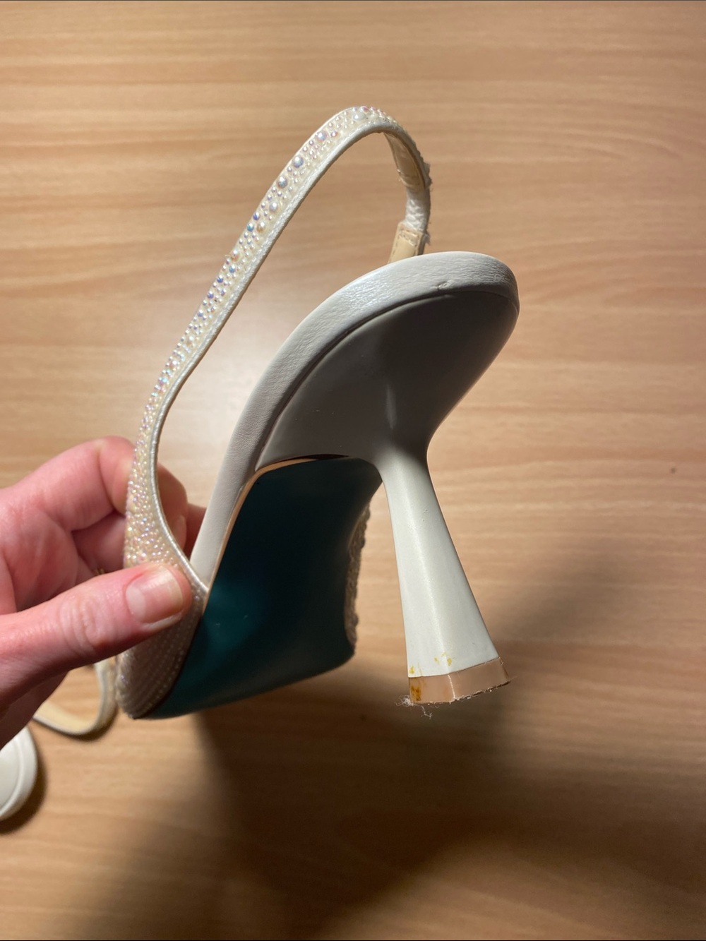 Betsey Johnson Ivory Pearl Slingback Pointed Toe Heels - Picture 9 of 9